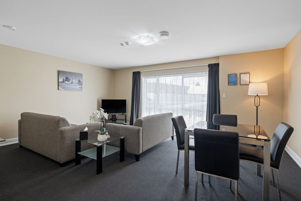 Newina Rotorua Premium Suite, 1 Queen Bed, Hot Tub, Ground Floor 9