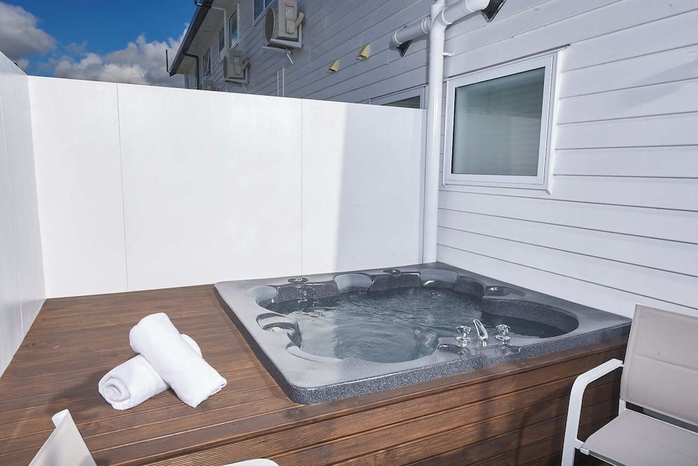 Private Pool