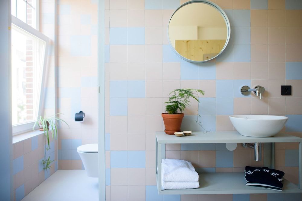 The Green Elephant Hostel & Spa Room (6 Guests) 3
