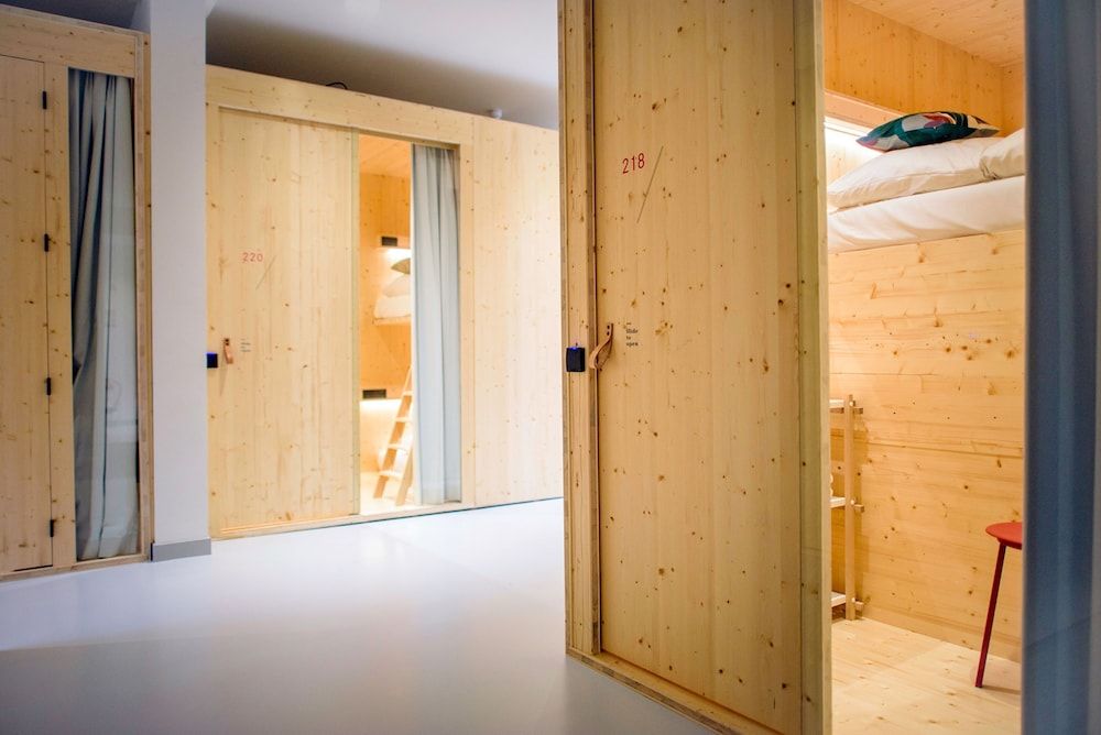 The Green Elephant Hostel & Spa Double Unit Pod in Shared Dormitory (16 pods) 6