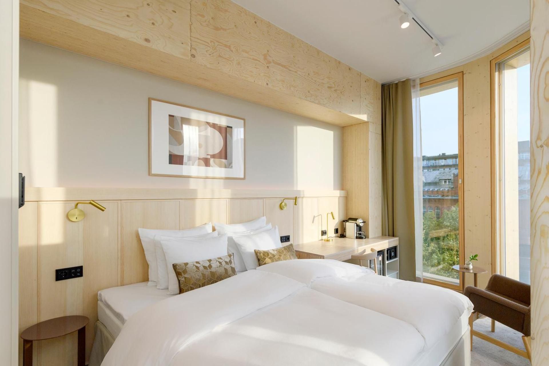 Superior King Room