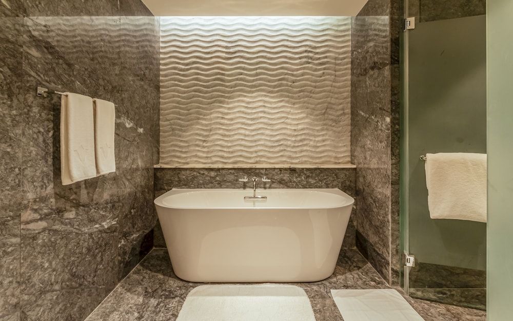 Executive Suite, 1 King Bed, Sea View (Waterpark Access)