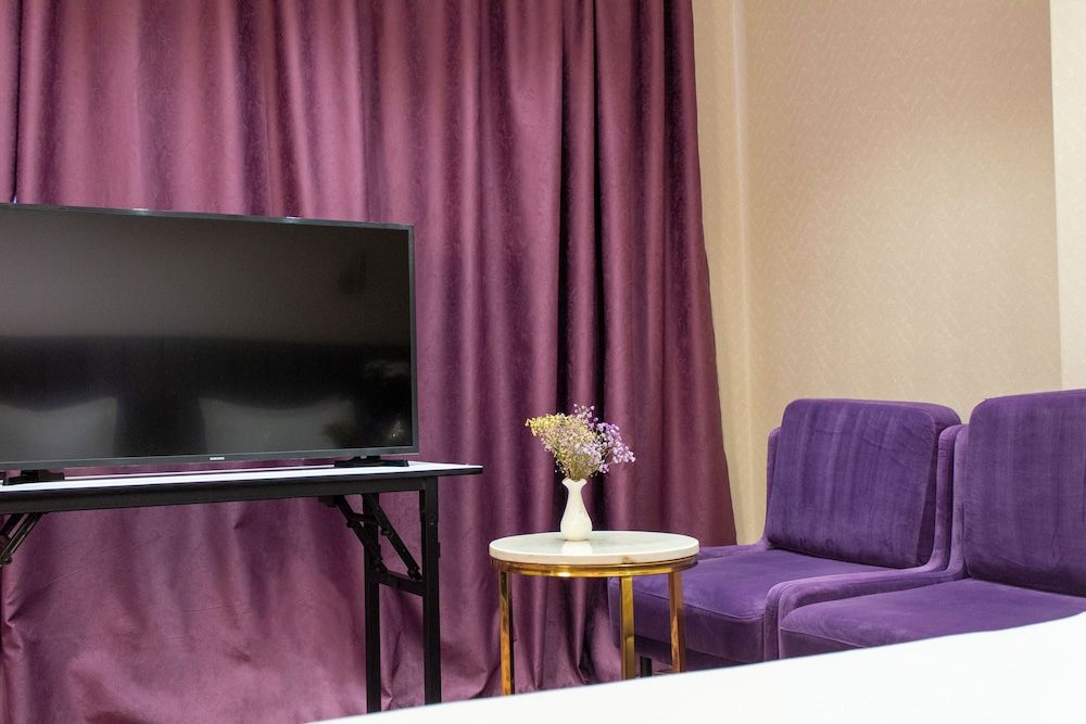 Orient Hotel Bishkek Comfort Double Room 4