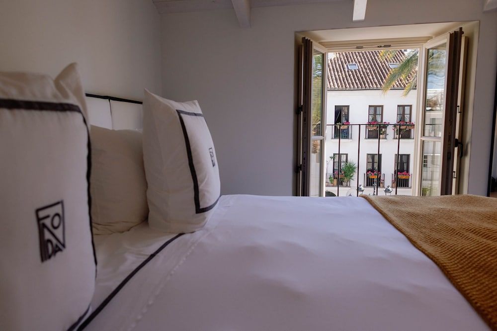 Deluxe Double Room, City View