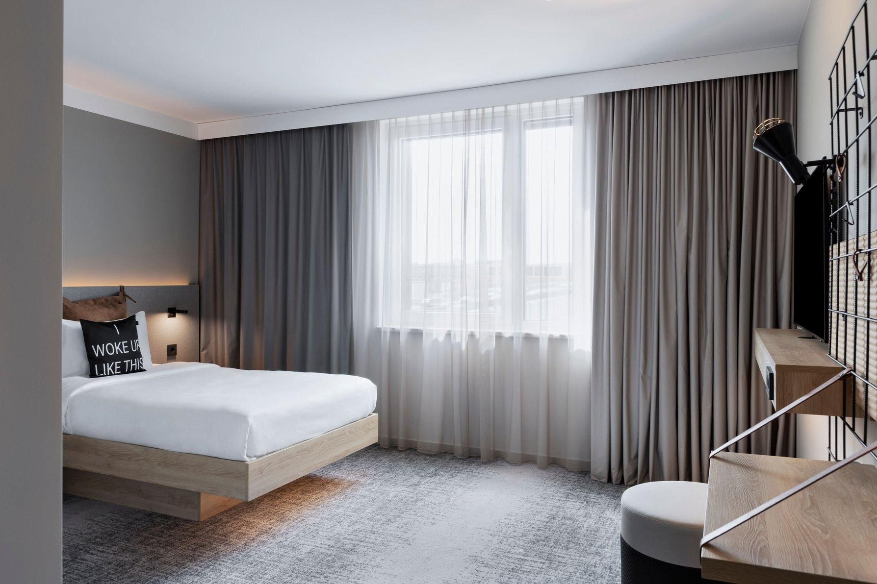 Guest room, Twin