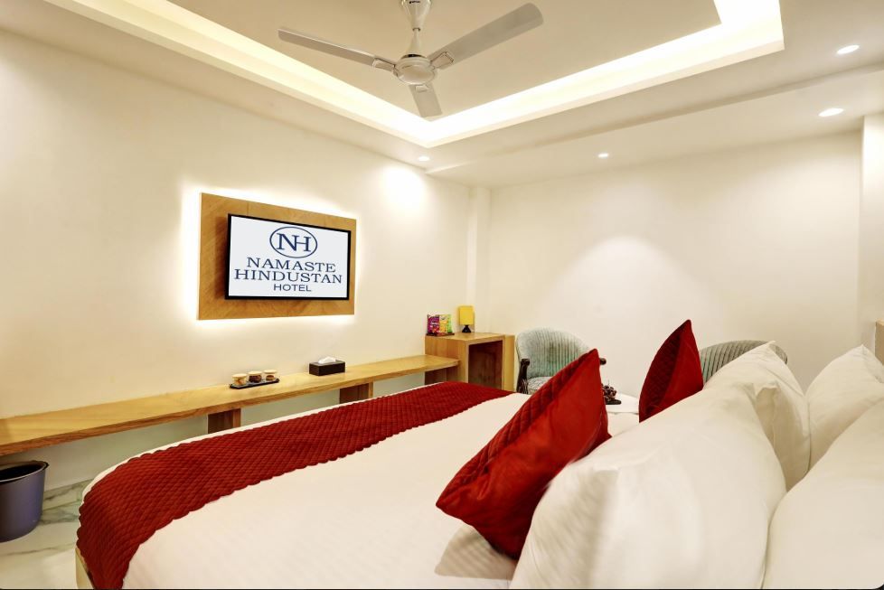 Hotel Namaste Hindustan Near Connaught Place Deluxe Room