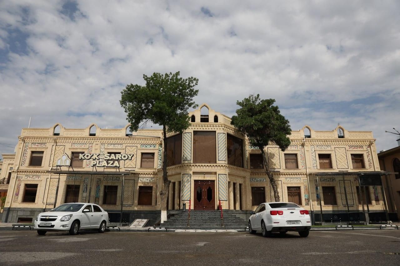 Ko'k Saroy Plaza Hotel