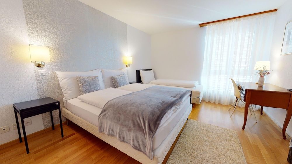 Comfort Triple Room