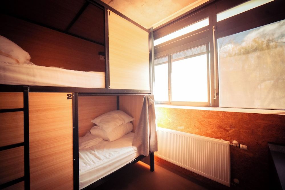 Urban Hotel The Golden Stork Basic Shared Dormitory, Mixed Dorm 5