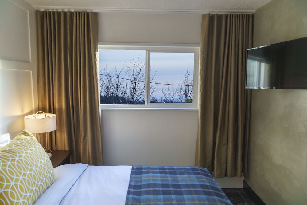 Superior Single Room, 1 Queen Bed, Non Smoking