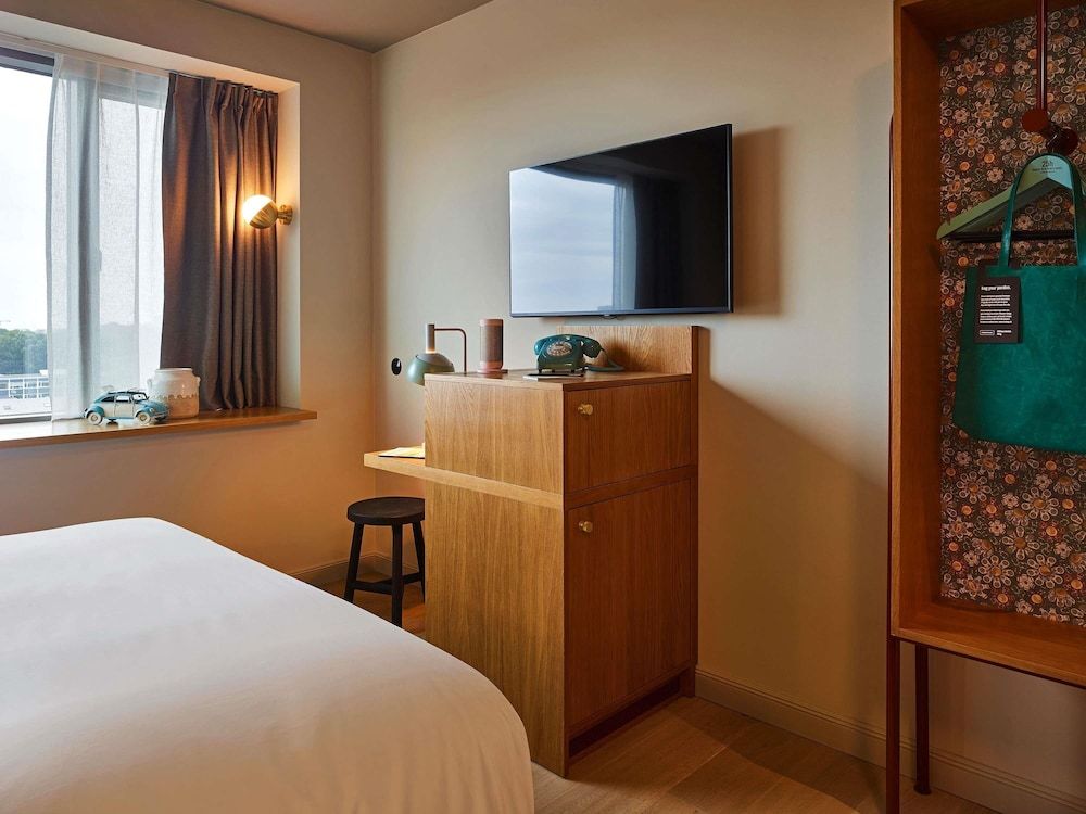 25hours Hotel Paper Island Medium Room 2