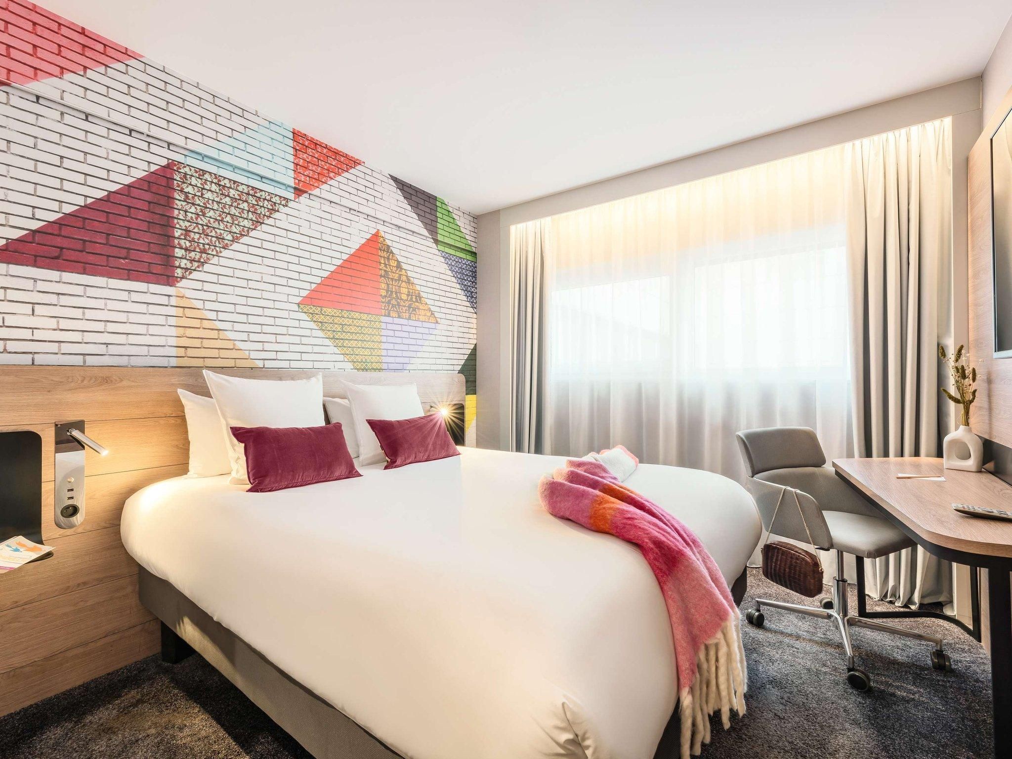 Classic Room with 1 Double Bed
