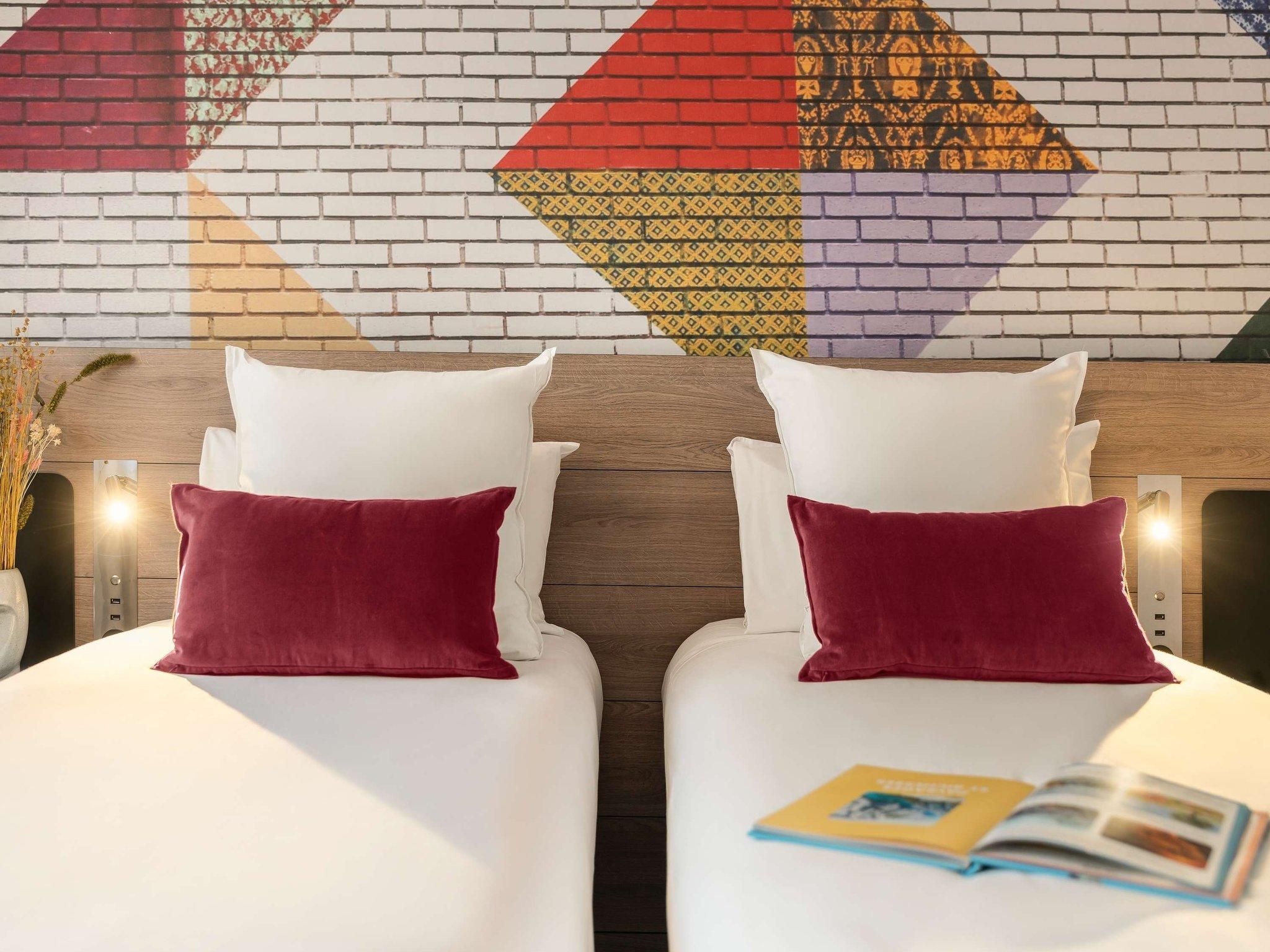 Classic Room With 2 Single Size Beds