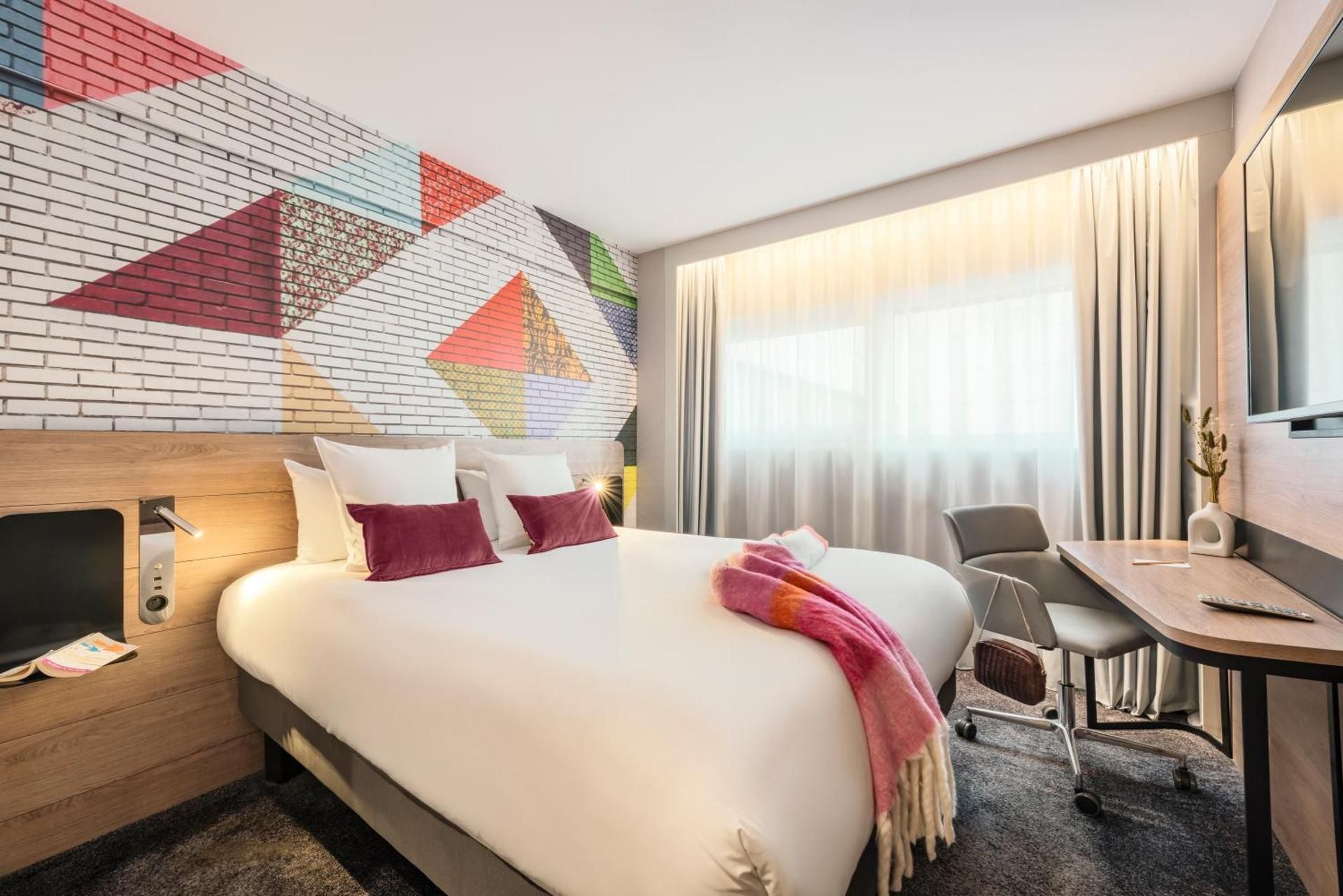 Standard family suite with 2 communicating rooms