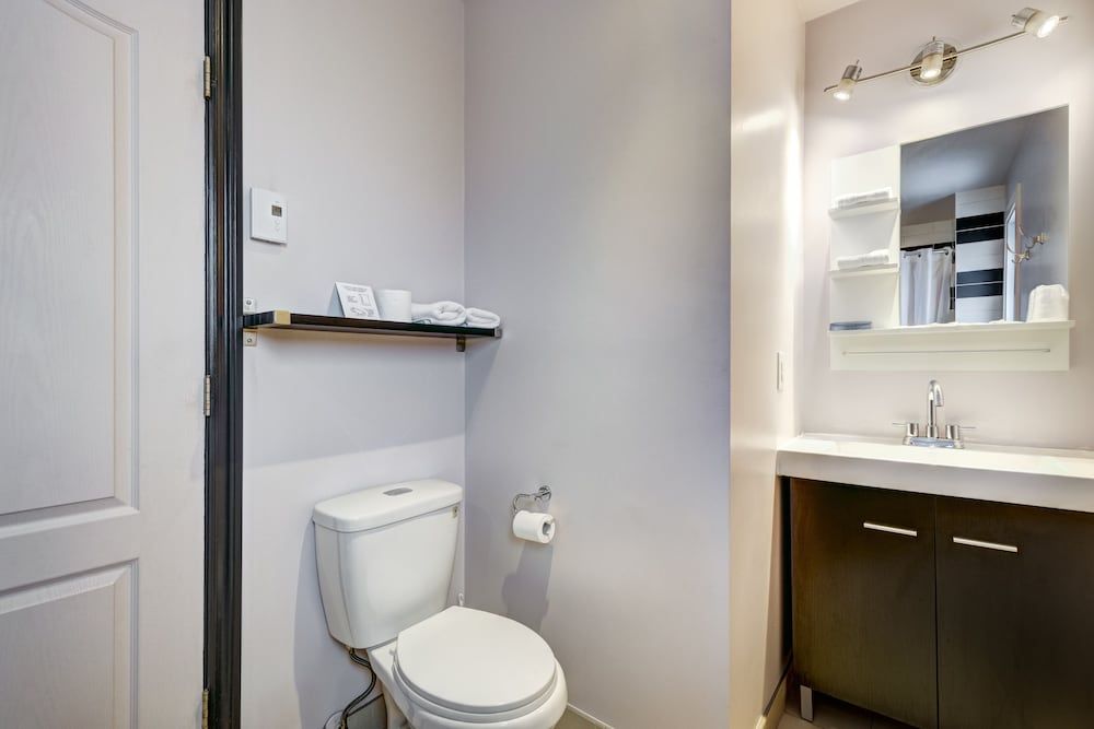 Auberge St. Jacques Standard Room, 1 Queen Bed, Non Smoking 33