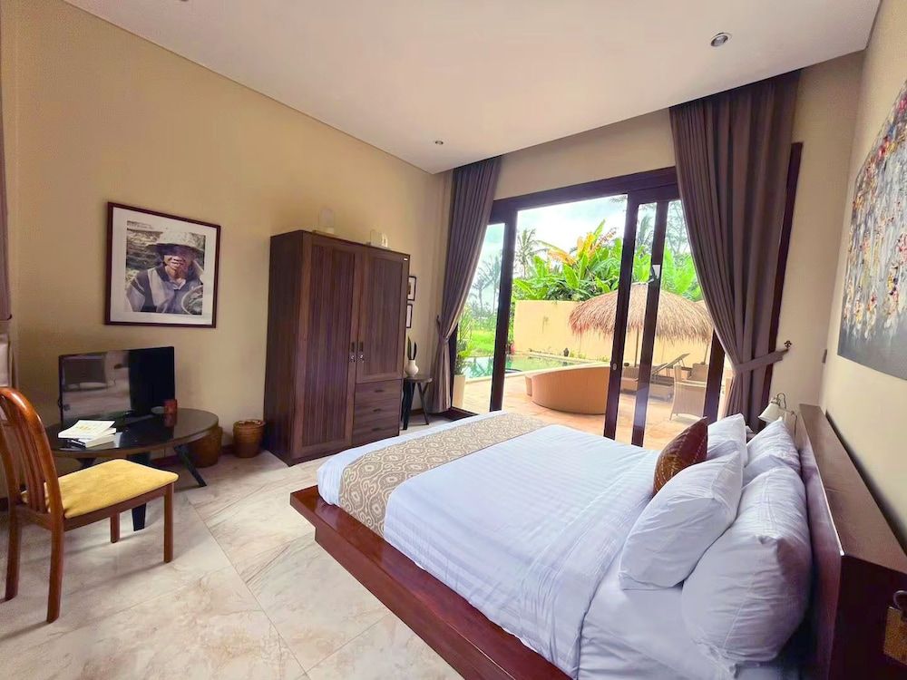 Deluxe Villa