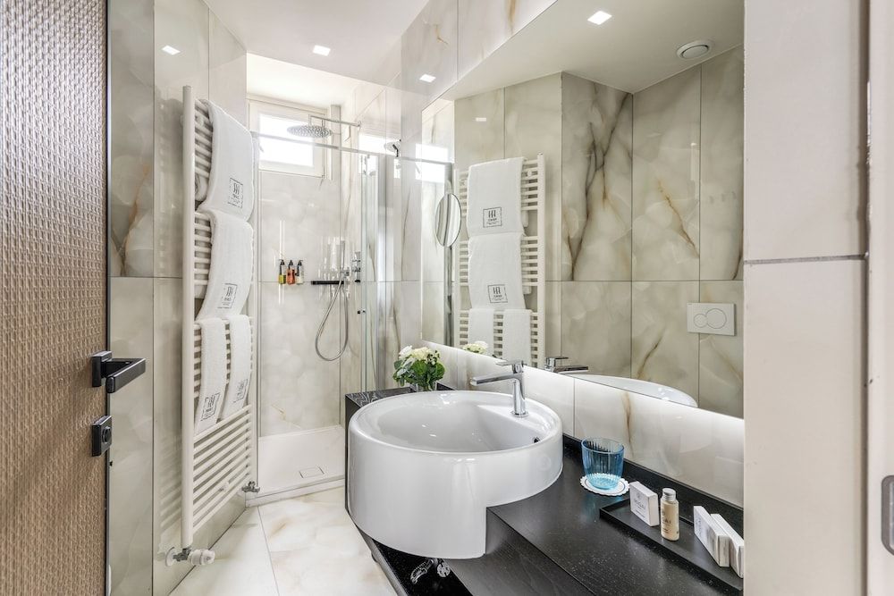 Plinius Lifestyle Hotel Lake Como Deluxe Room, City View 19