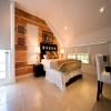 hotel_images