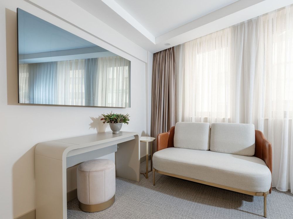 Perla Pura Hotel Deluxe Room 11