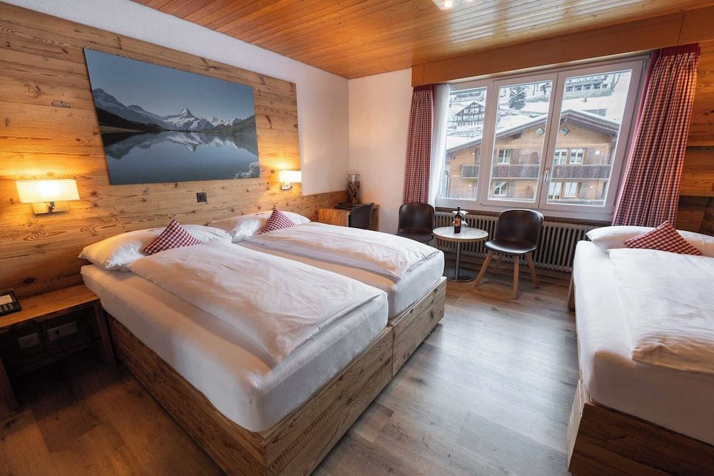 Hotel Bernerhof Grindelwald Standard Triple Room 6