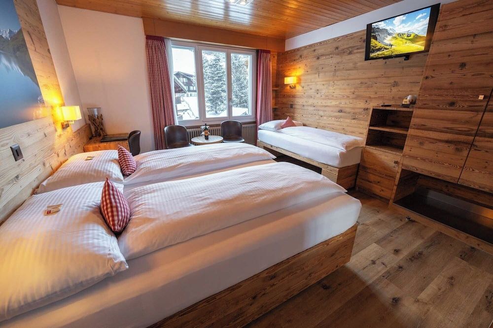 Hotel Bernerhof Grindelwald Standard Triple Room