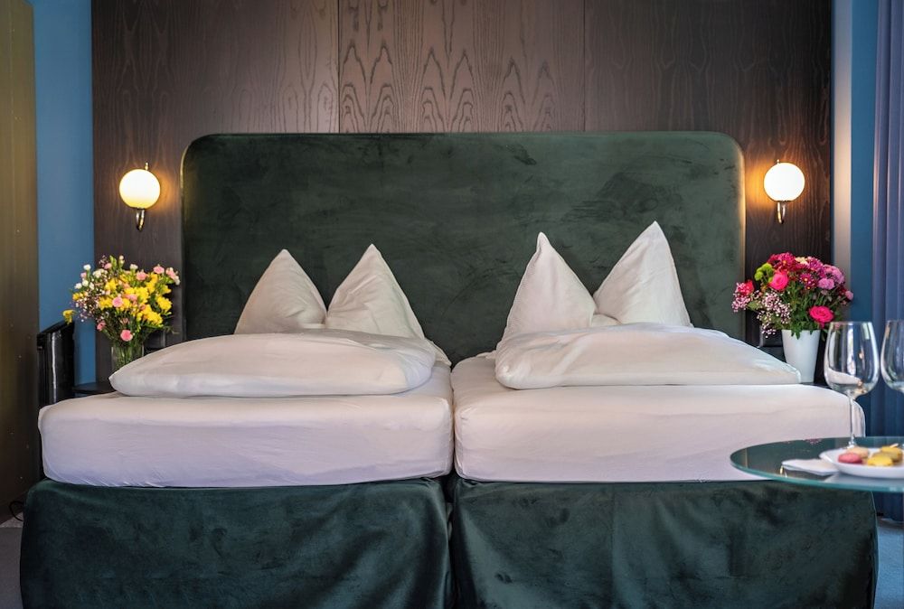 Hotel Royal Luzern Double Room 2