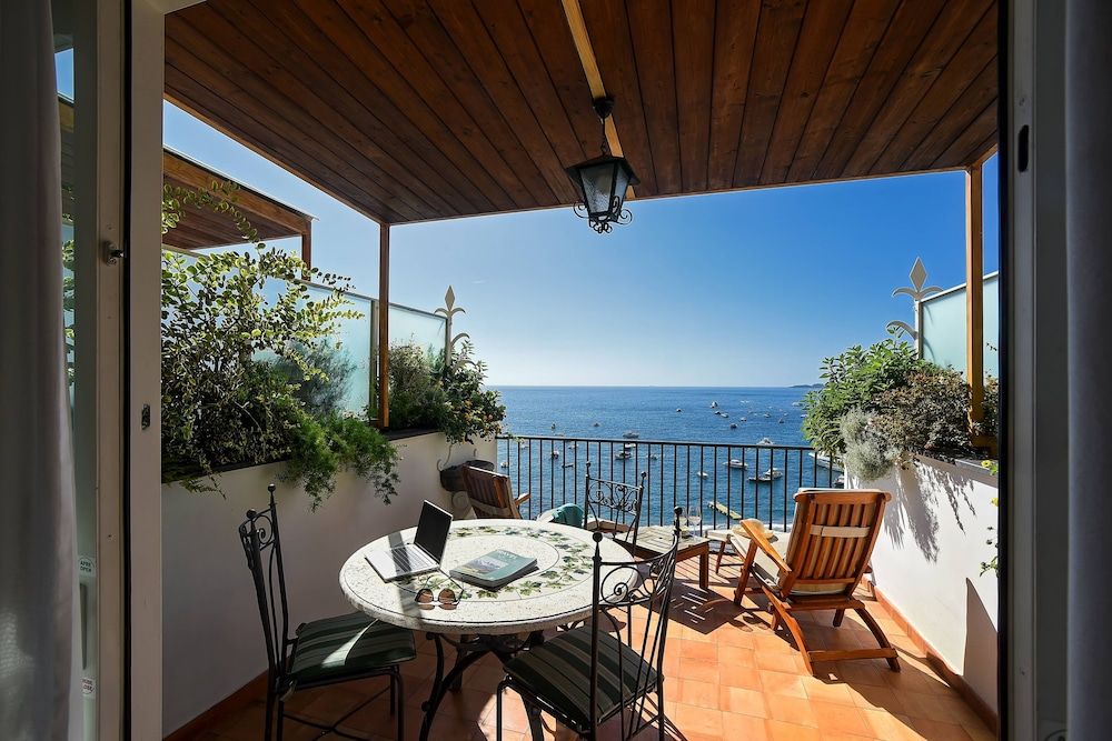 Hotel Buca di Bacco Superior Double Room, Terrace, Sea View 8