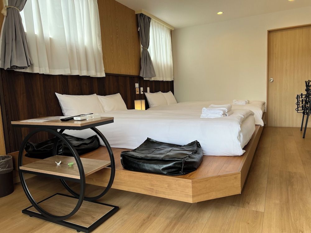 Quadruple Room, Non Smoking, City View