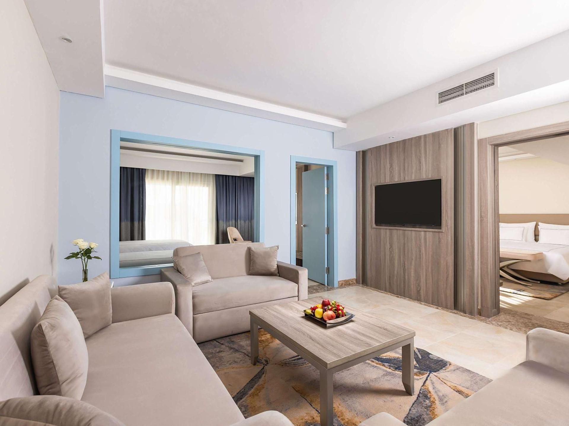 Senior Suite Blue Planet