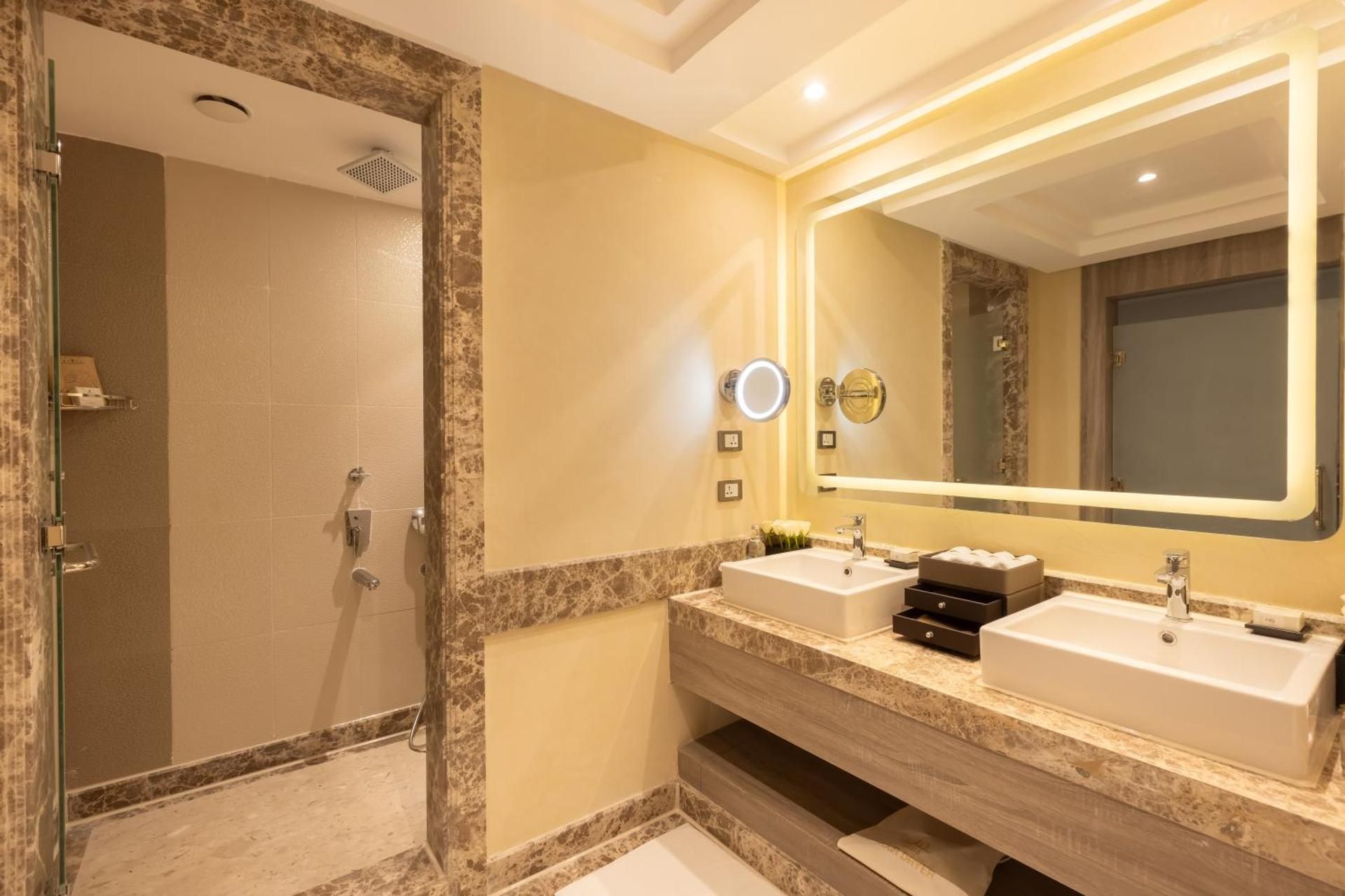 Junior Suite Blue Planet