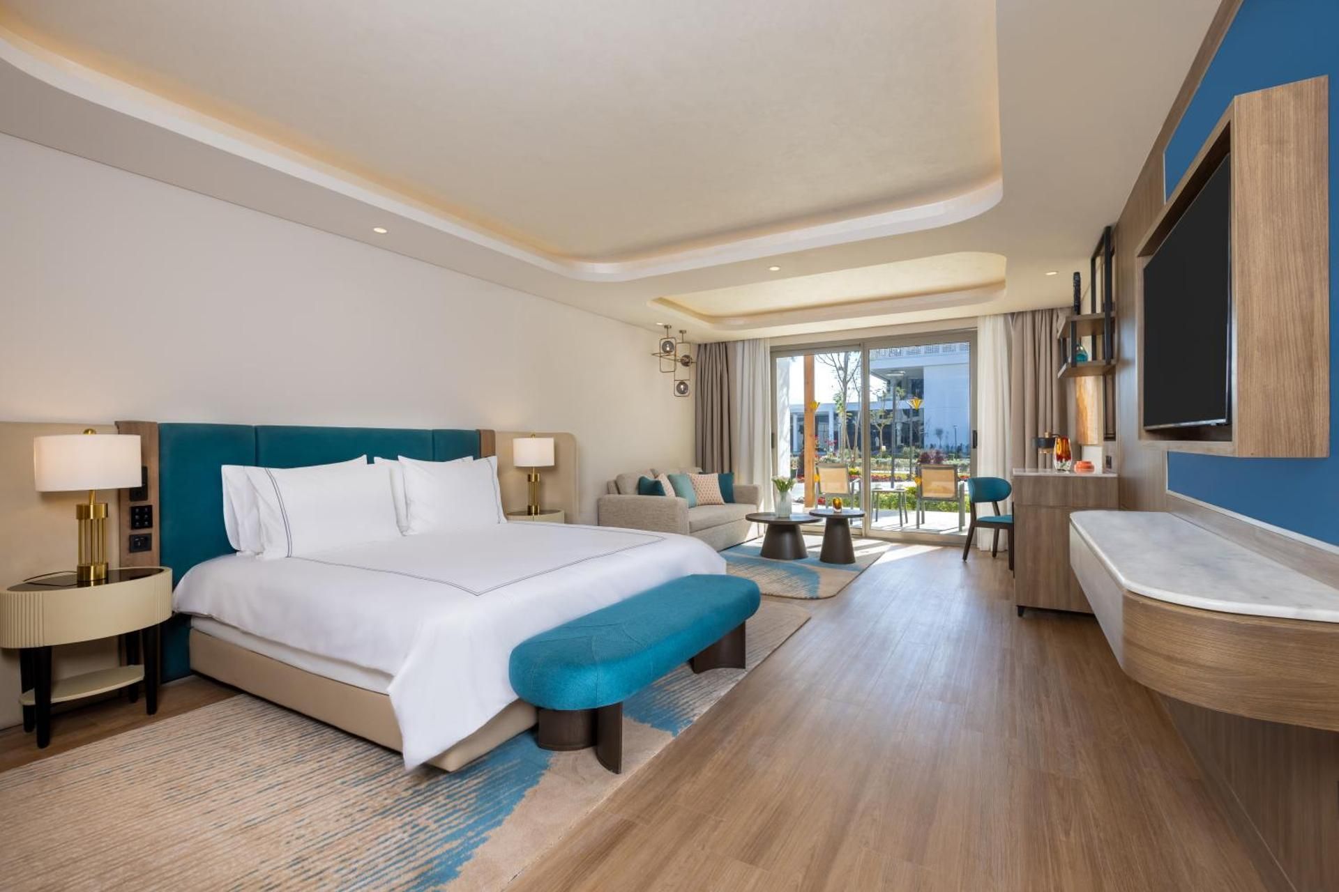 Executive Suite Beach Side