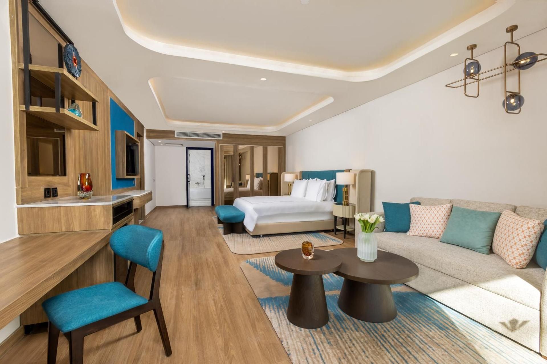 Executive Suite Beach Side