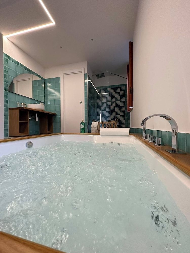 Il Melograno in Costa d'Amalfi Double Room, Ensuite, Mountain View (Verde) 6