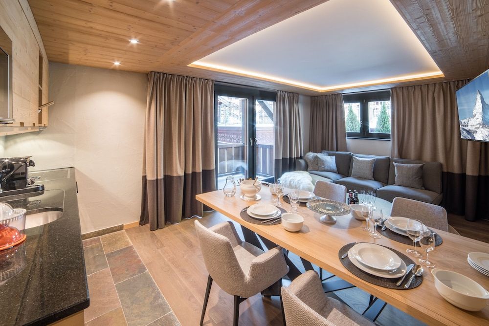 Mountain Exposure Good Value Apartments Deluxe Suite 5