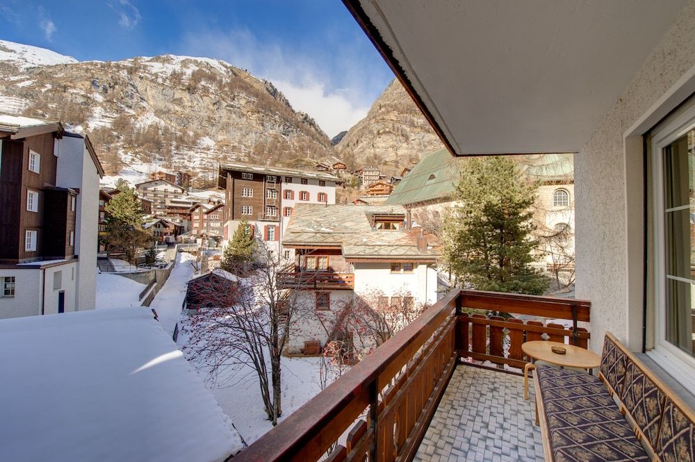 Mountain Exposure Good Value Apartments Superior Studio, Balcony, River View (Studio Lil) 6