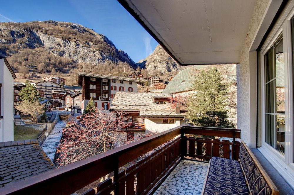 Mountain Exposure Good Value Apartments Superior Studio, Balcony, River View (Studio Lil) 5