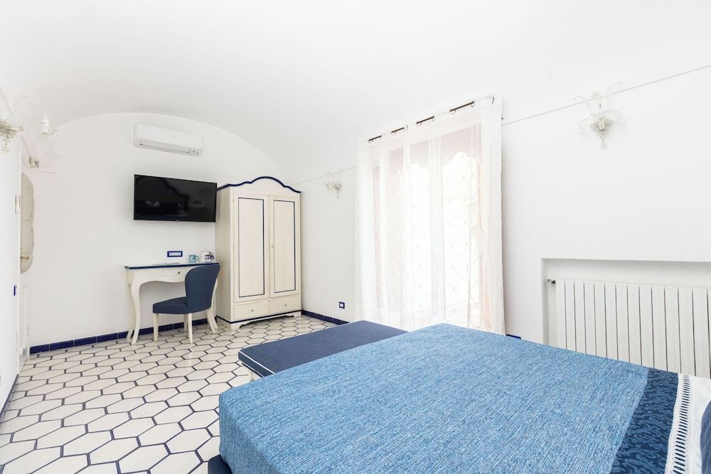 Villa Nannina Deluxe Room, Sea View 2