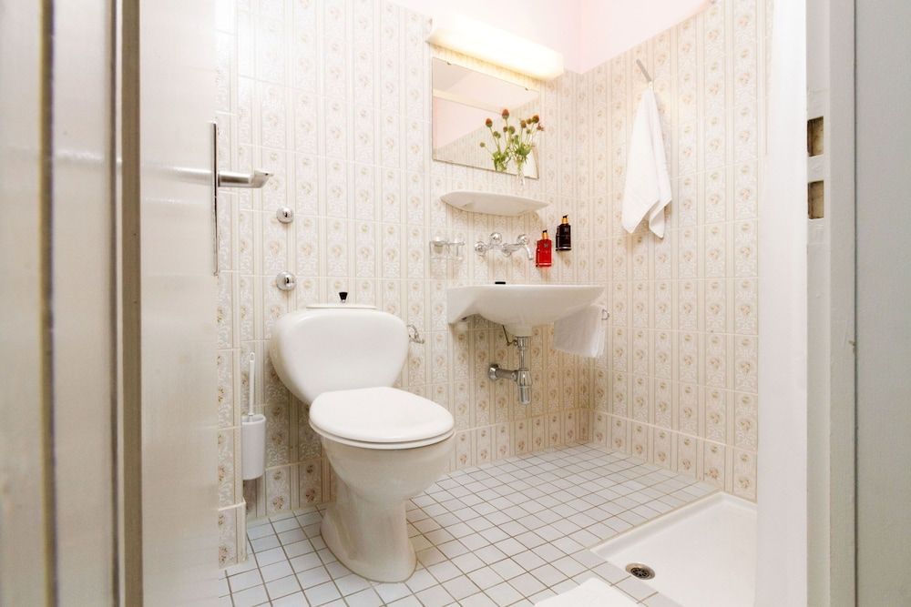 Hotel Beau Séjour Lucerne Economy Double Room, 1 Queen Bed 11