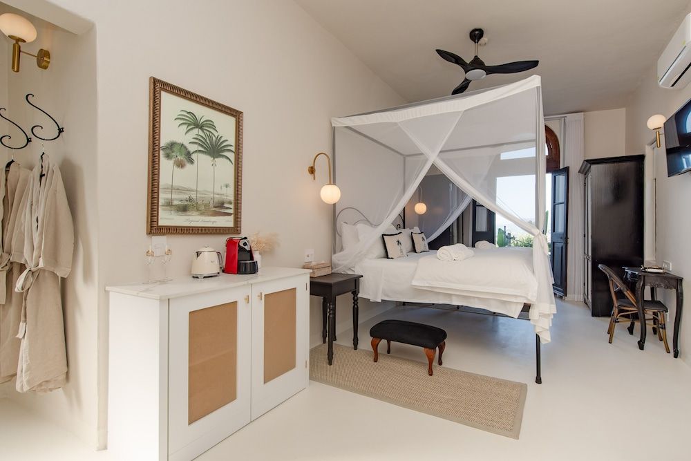 The Ivory Haus Classic Room, Sea View 2