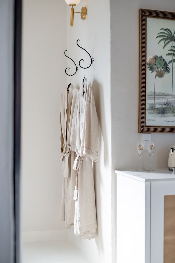 The Ivory Haus Classic Room, Sea View 10