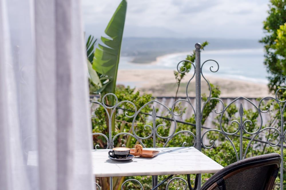 The Ivory Haus Classic Room, Sea View