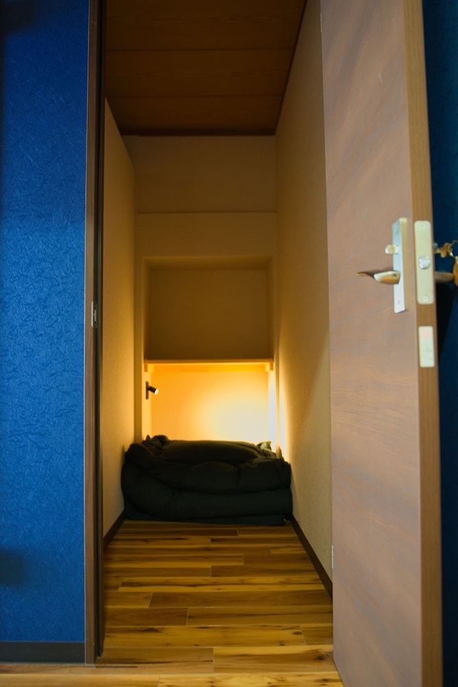 root hakone Basic Shared Dormitory