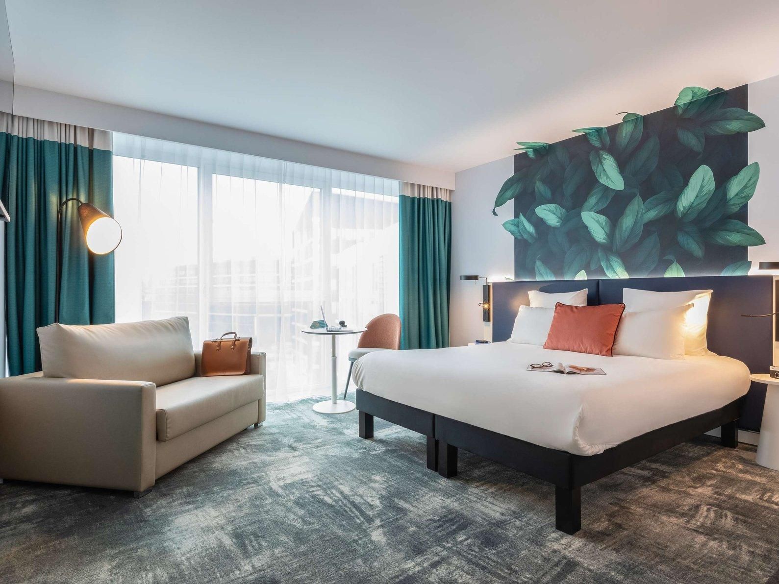 Junior Suite - 1 Double Bed And 1 Sofa Bed