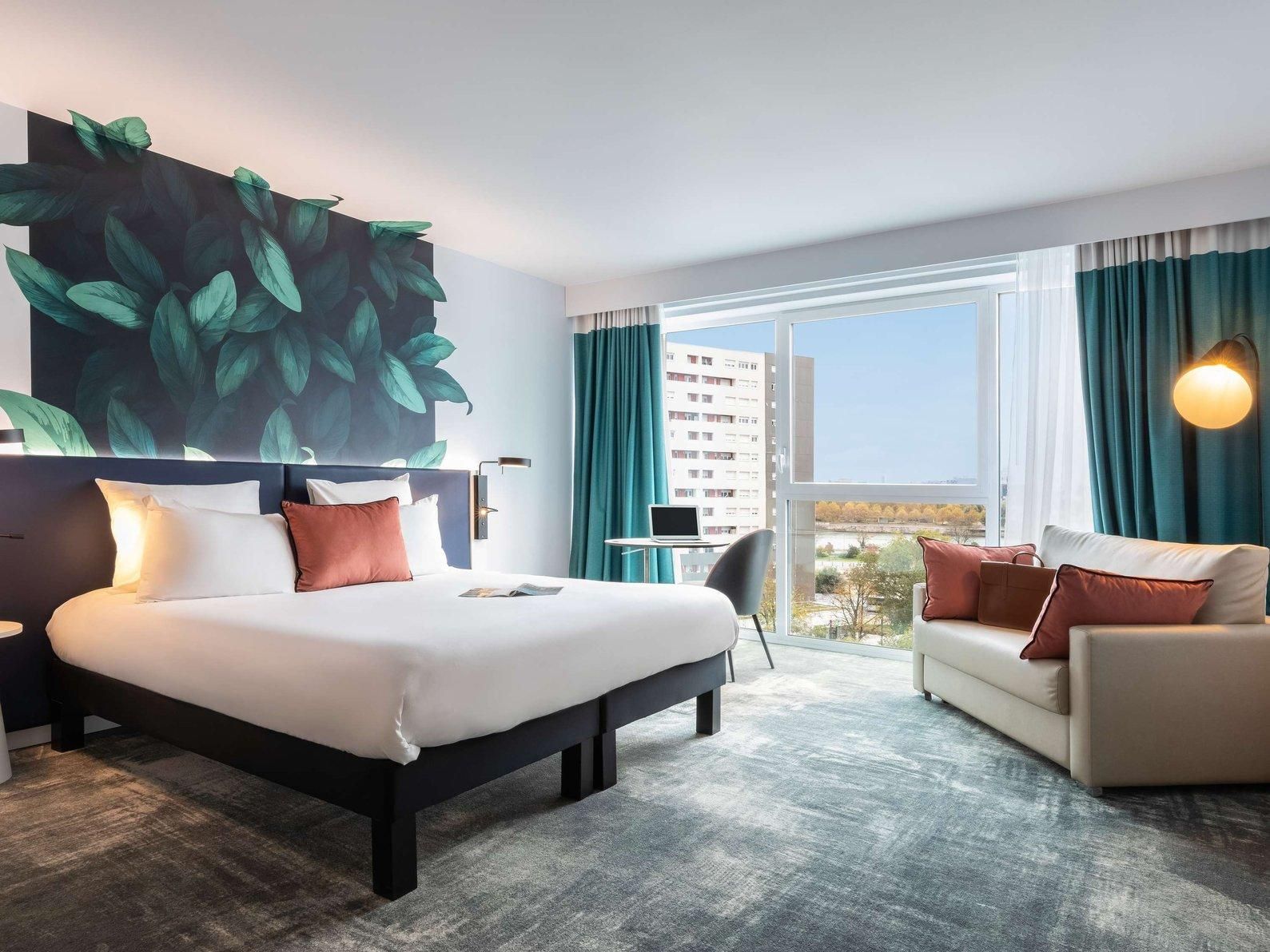 Junior Suite - 1 Double Bed And 1 Sofa Bed