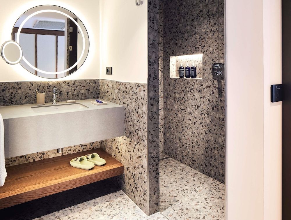 Hyde Bodrum - Adults Only - All Inclusive Room, 1 King Bed (Platinum Swim Up with Pool) 5