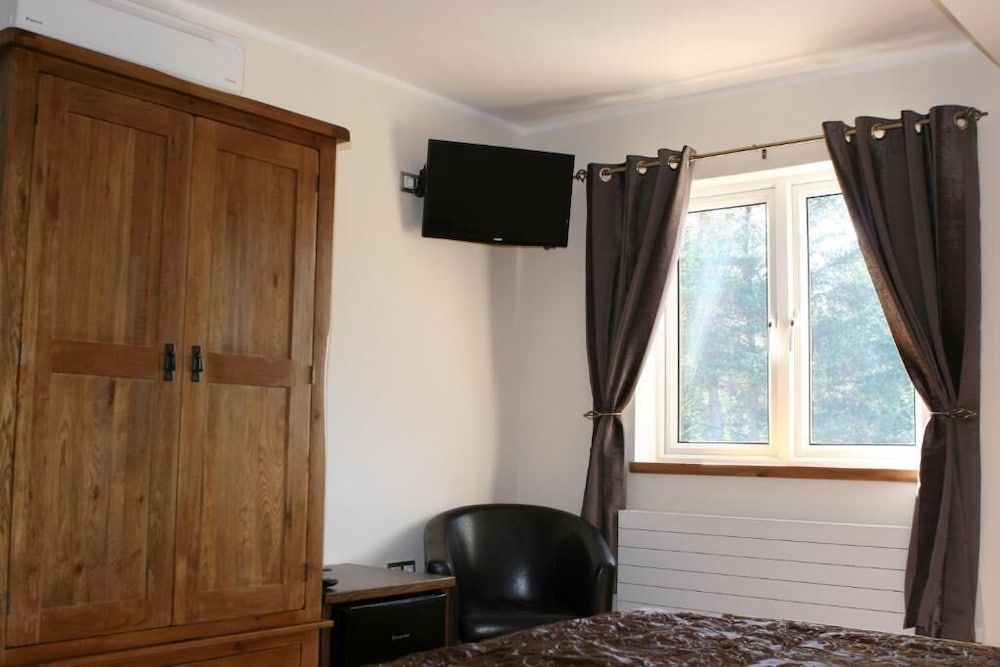 Millenium House Comfort Double Room, Garden View 21