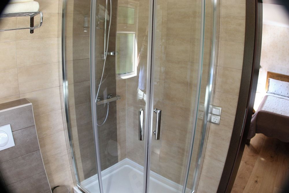 Millenium House Comfort Double Room, Garden View 19