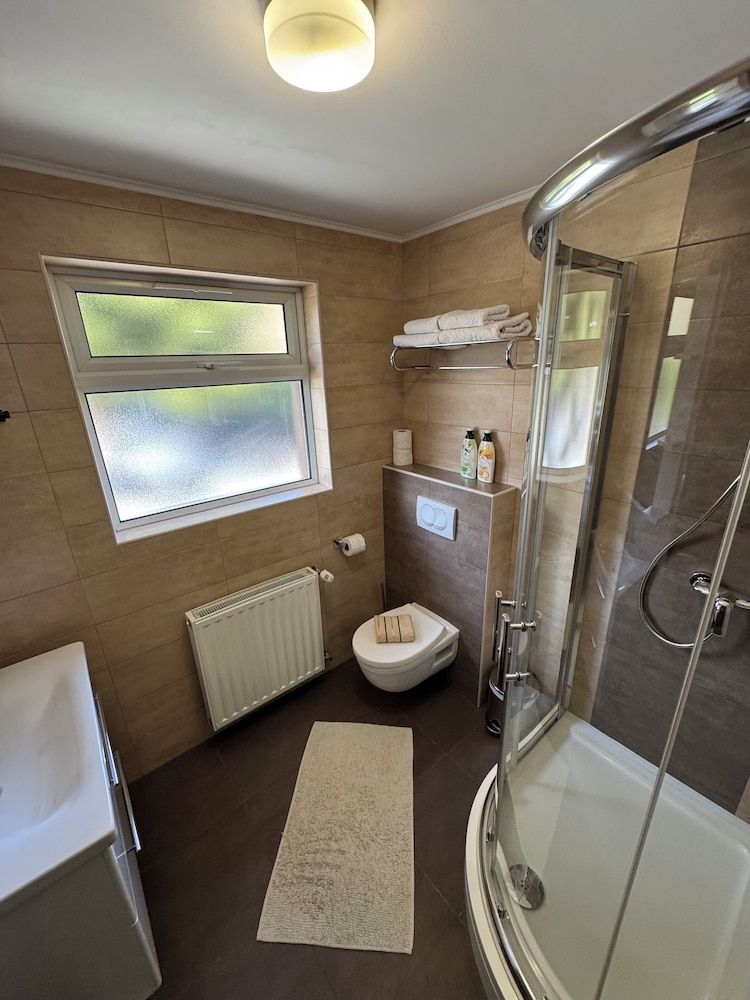 Millenium House Comfort Double Room, Garden View 14