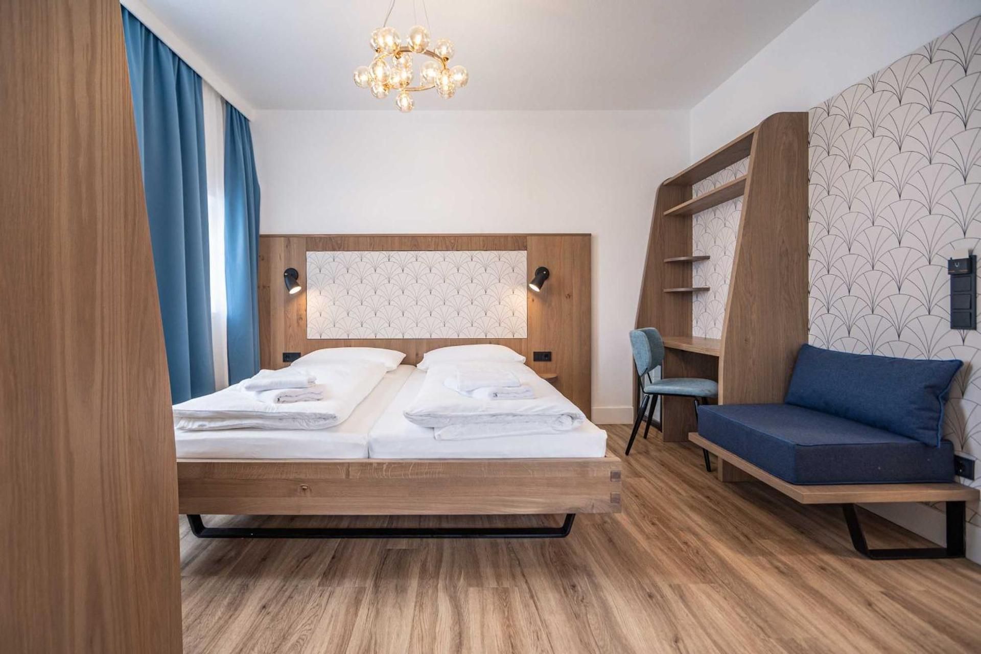 SuperiorRoom