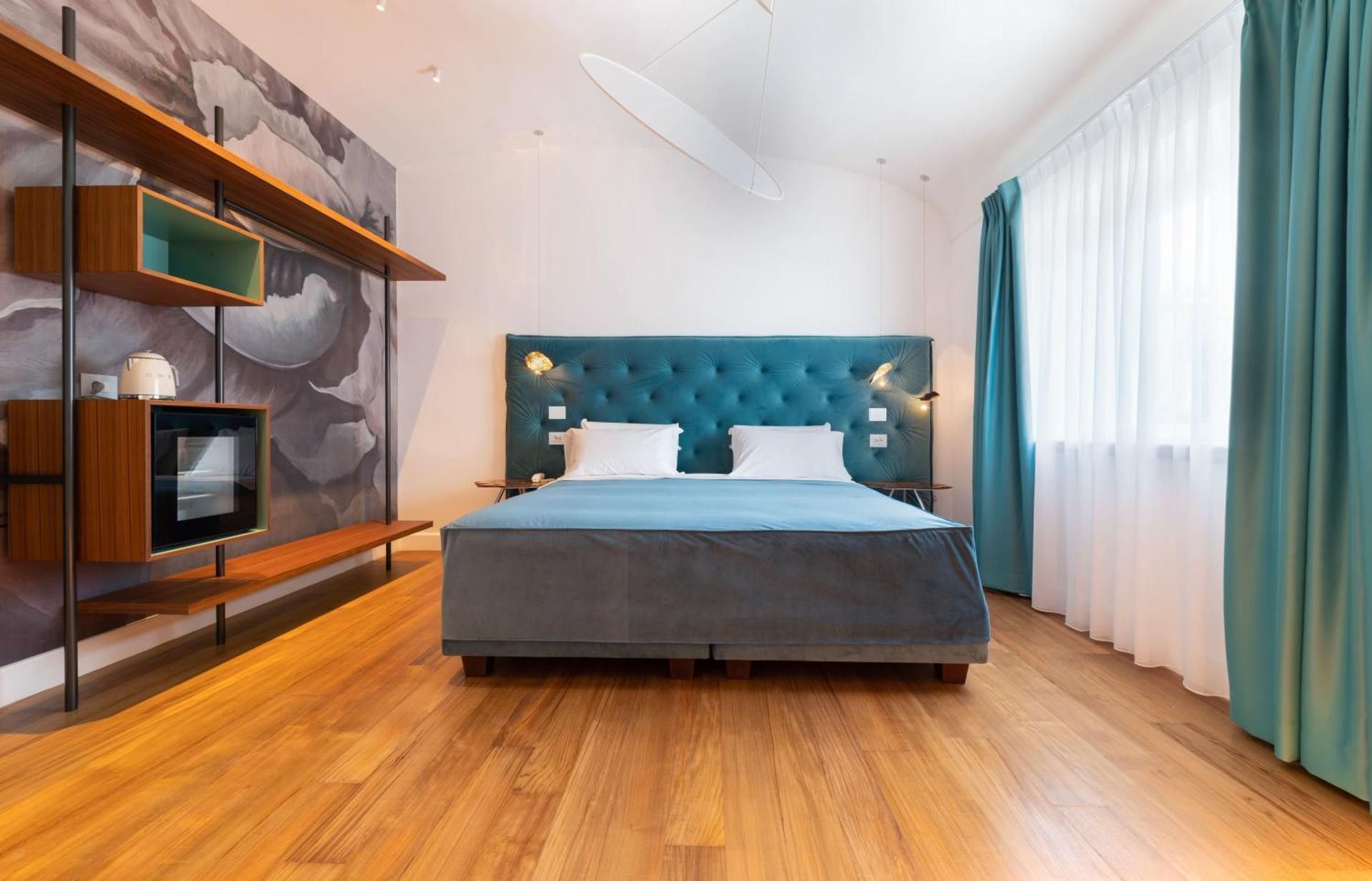 Deluxe Double Room with Bath
